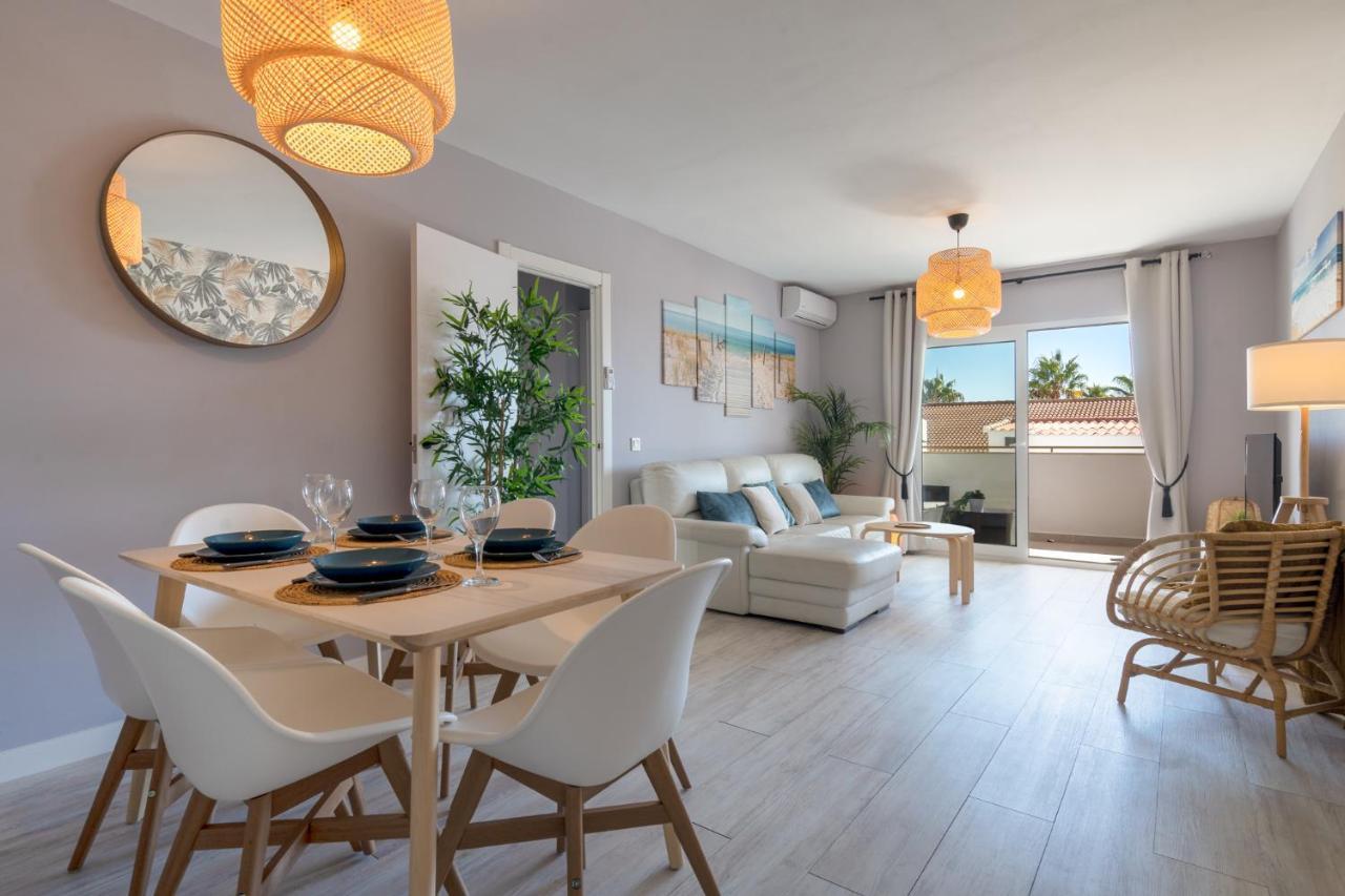 Apartment Lets In The Sun Sea View Calabella