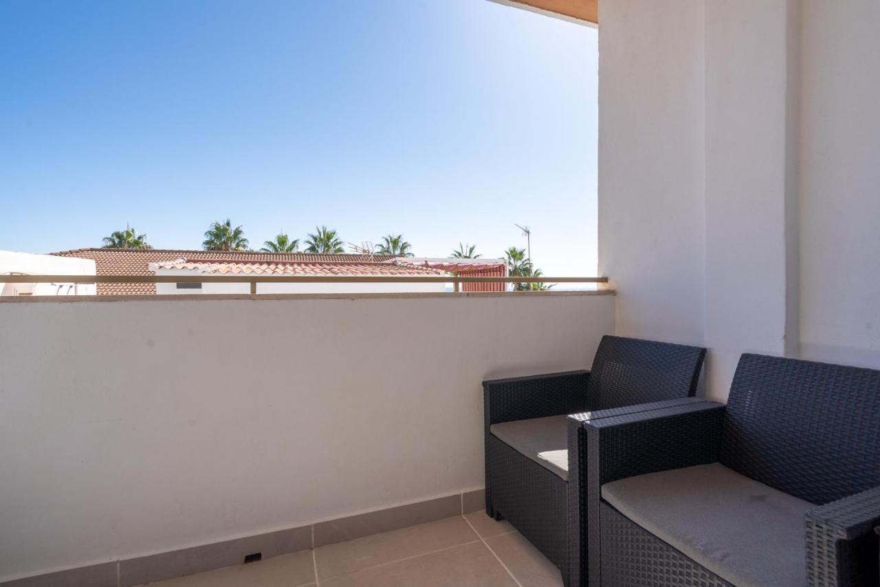 Apartment Lets In The Sun Sea View Calabella *